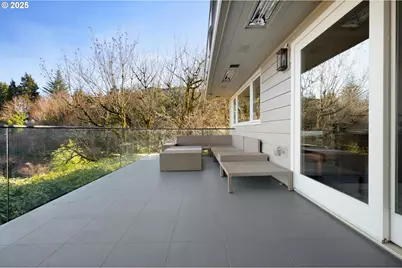 1205 SW Myrtle Dr, Portland, OR 97201 - Photo 9