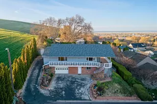 226 Balm Ave, Milton-Freewater, OR 97862 - Photo 3