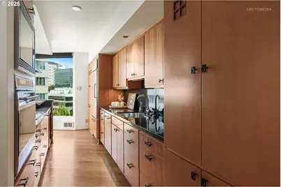 1500 SW 5th Ave #602, Portland, OR 97201 - Photo 19
