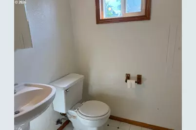 219 Federal Ln, Eugene, OR 97404 - Photo 25