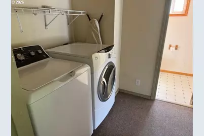 219 Federal Ln, Eugene, OR 97404 - Photo 21