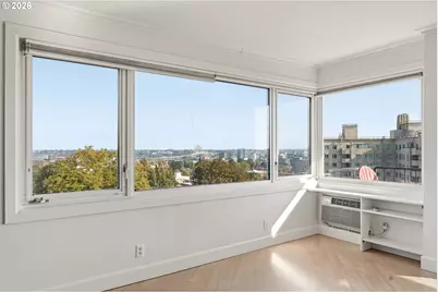 2211 SW Park Pl #702, Portland, OR 97205 - Photo 5