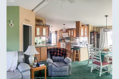 155 Bobwhite St, Roseburg, OR 97471 - Photo 5