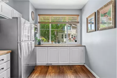 14198 SW Barrows Rd #3, Portland, OR 97223 - Photo 11