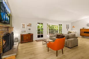4363 Woodside Cir, Lake Oswego, OR 97035 - Photo 5