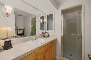 4363 Woodside Cir, Lake Oswego, OR 97035 - Photo 19