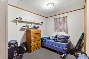 1901 SE Minter Bridge Rd, Hillsboro, OR 97123 - Photo 11