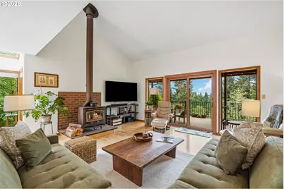 15317 NE Winsor Dr, Brush Prairie, WA 98606 - Photo 11
