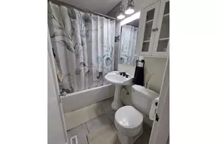 415 SE Roberts Ave, Gresham, OR 97080 - Photo 9