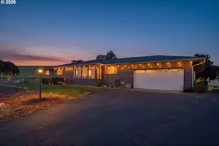 83528 Dufur Valley Rd, Dufur, OR 97021 - Photo 1