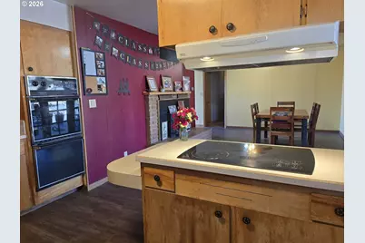 83528 Dufur Valley Rd, Dufur, OR 97021 - Photo 19