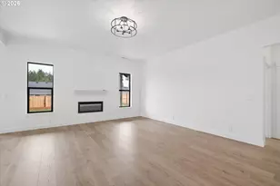 88105 Wymore Ln, Veneta, OR 97487 - Photo 5