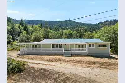 181 Oak Hollow Ln, Riddle, OR 97469 - Photo 1