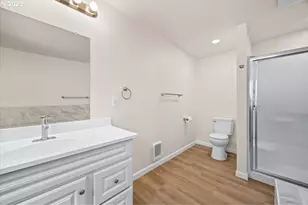 181 Oak Hollow Ln, Riddle, OR 97469 - Photo 17