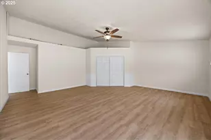 181 Oak Hollow Ln, Riddle, OR 97469 - Photo 15