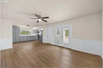 181 Oak Hollow Ln, Riddle, OR 97469 - Photo 3