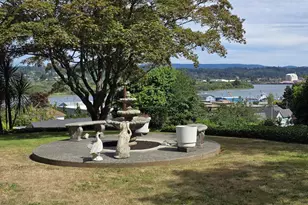 687 N 3rd St, Coos Bay, OR 97420 - Photo 5