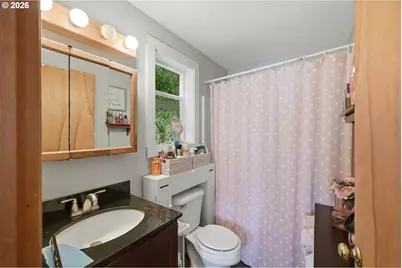 687 N 3rd St, Coos Bay, OR 97420 - Photo 45