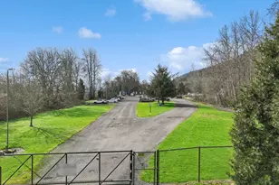 25000 NW St Helens Rd, Portland, OR 97231 - Photo 45