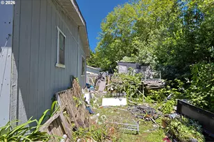 63451 Capitol Dr, Coos Bay, OR 97420 - Photo 13