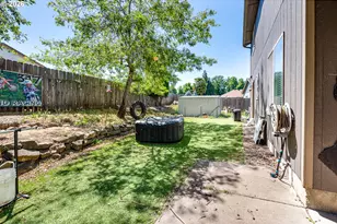 926 Falcon Ct, Lebanon, OR 97355 - Photo 3