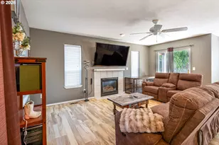 926 Falcon Ct, Lebanon, OR 97355 - Photo 11