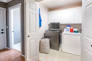 926 Falcon Ct, Lebanon, OR 97355 - Photo 17