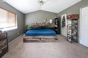 926 Falcon Ct, Lebanon, OR 97355 - Photo 21