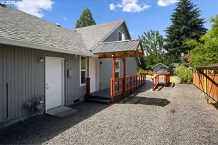 5749 NE Harvest St, Hillsboro, OR 97124 - Photo 39