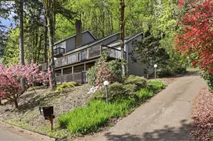 17941 Meadowlark Ln, Lake Oswego, OR 97034 - Photo 3
