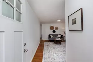 2734 SW Texas St., Portland, OR 97219 - Photo 5