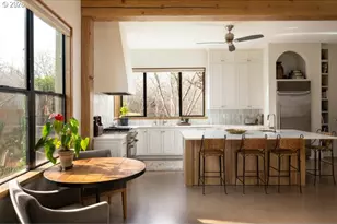 570 Toms Dr, Hood River, OR 97031 - Photo 15