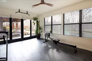 570 Toms Dr, Hood River, OR 97031 - Photo 39