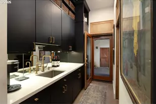 570 Toms Dr, Hood River, OR 97031 - Photo 25