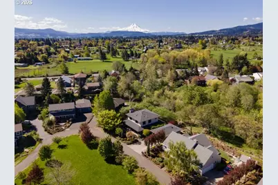 570 Toms Dr, Hood River, OR 97031 - Photo 5