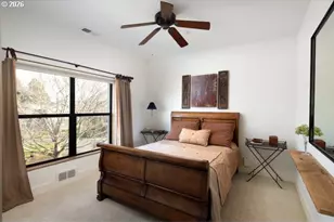 570 Toms Dr, Hood River, OR 97031 - Photo 35