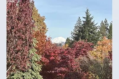 570 Toms Dr, Hood River, OR 97031 - Photo 3