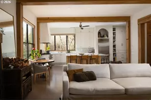 570 Toms Dr, Hood River, OR 97031 - Photo 13