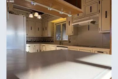 681 College St, Milton-Freewater, OR 97862 - Photo 7