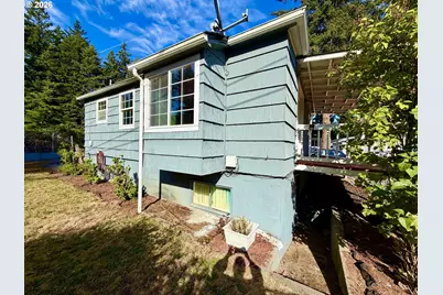 389 NW Gropper Rd, Stevenson, WA 98648 - Photo 5