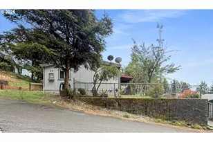 98041 Hallway Rd, Brookings, OR 97415 - Photo 5