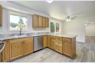 4216 NE 45th Ave, Vancouver, WA 98661 - Photo 11