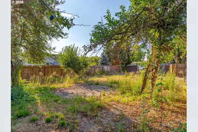 406 Waddell Ave, Amity, OR 97101 - Photo 15