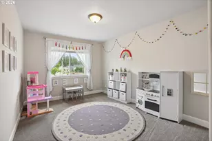 896 SE 43rd Ave, Hillsboro, OR 97123 - Photo 17