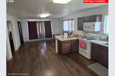 2137 Castle Ave, Roseburg, OR 97471 - Photo 9