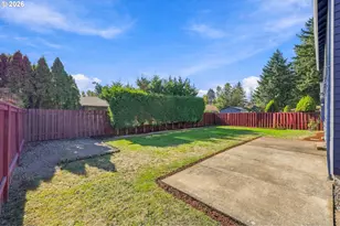 970 SW 26th St, Troutdale, OR 97060 - Photo 29