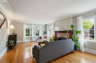 7633 N Albina Ave, Portland, OR 97217 - Photo 9