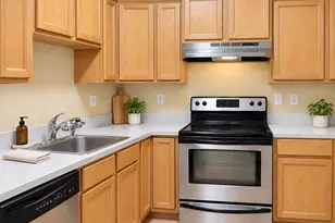 13320 SW Allen Blvd, Beaverton, OR 97005 - Photo 9