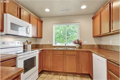 87836 8th St, Veneta, OR 97487 - Photo 13