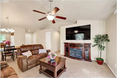 87836 8th St, Veneta, OR 97487 - Photo 5